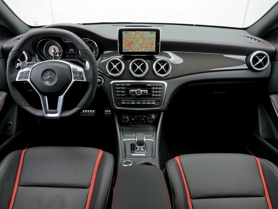  Mercedes-Benz CLA45 AMG Edition 1 2013 года  (фото 3 из 8)